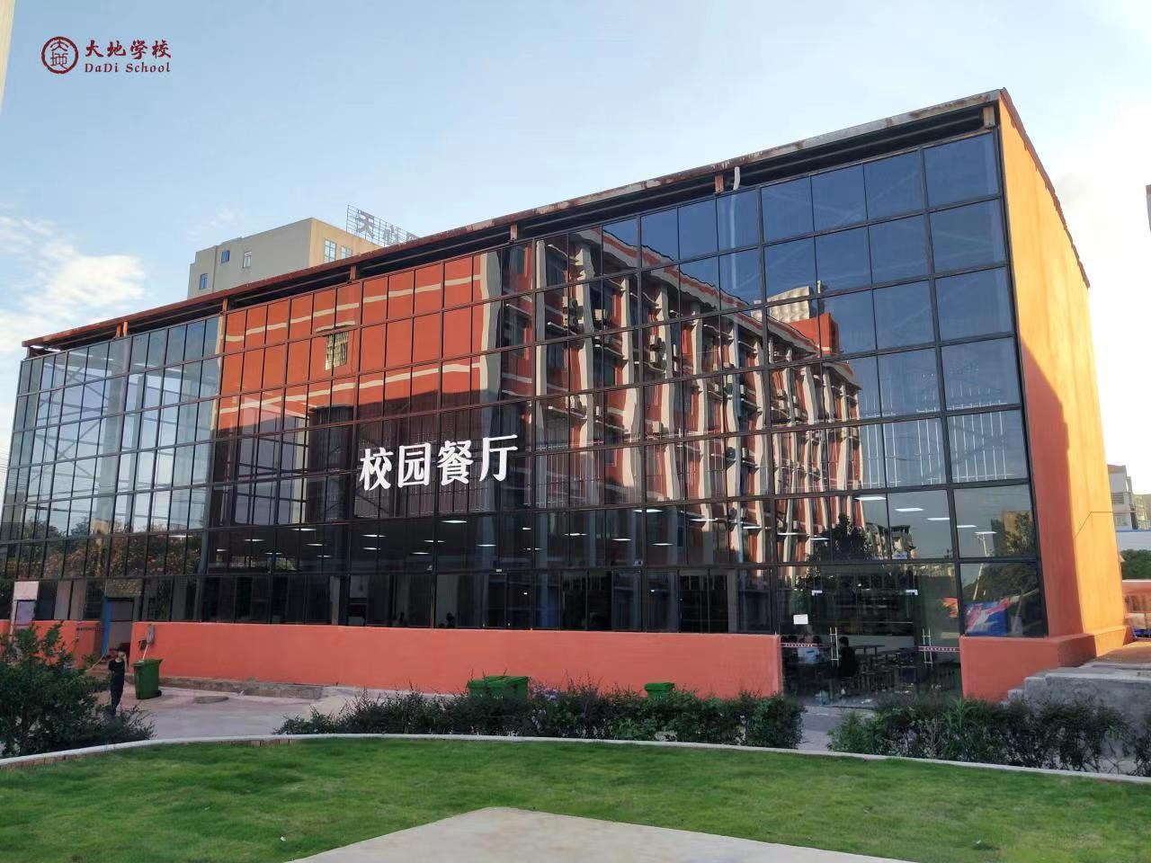 长沙明达复读学校收费标准,2022收费多少钱