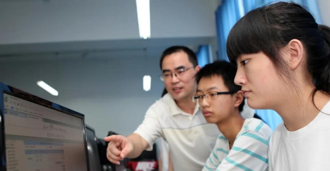 宁夏医科大学专科录取分数线2022,专科多少分能上