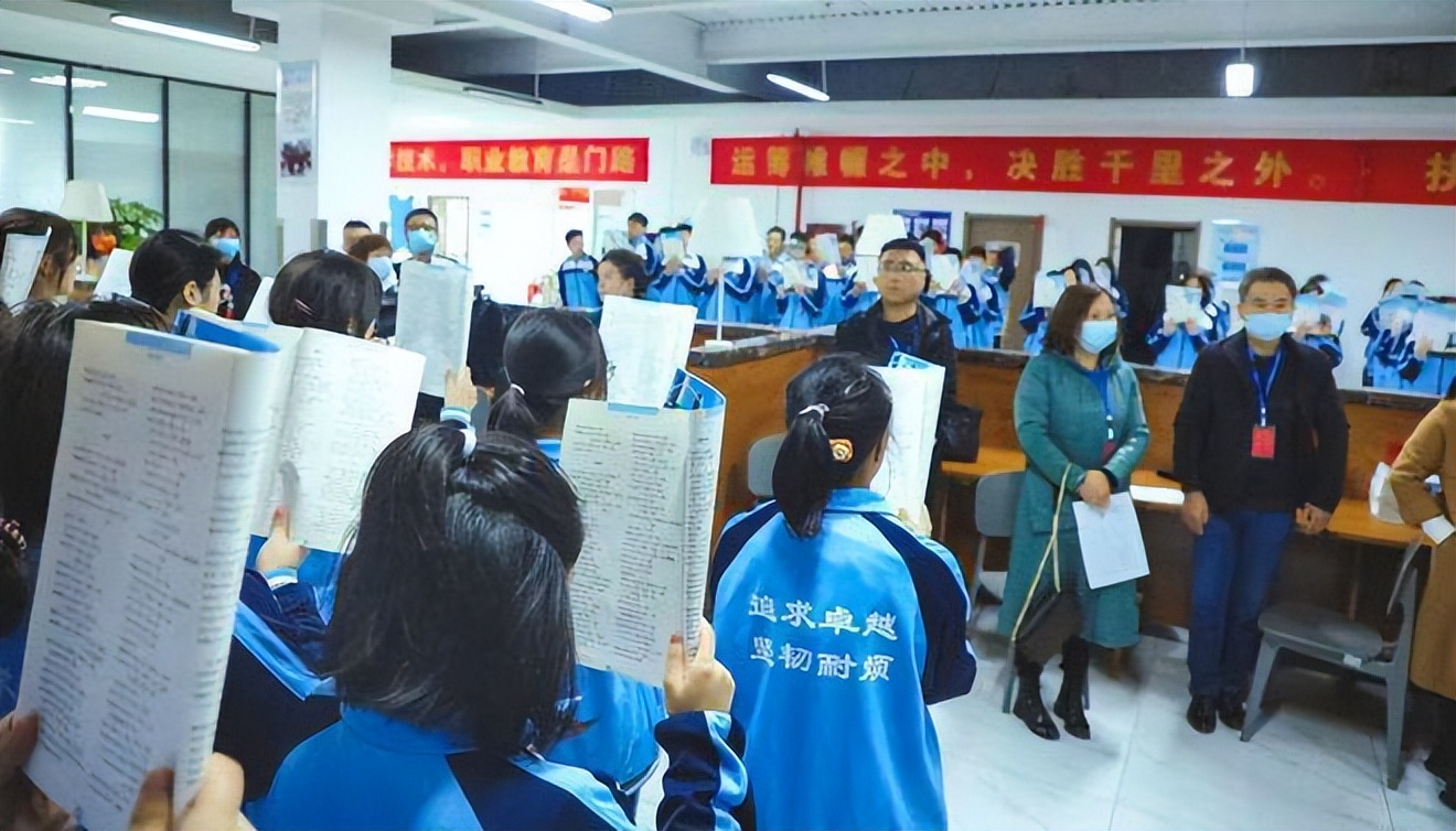 西安现代职业高中学费是多少,一年学费多少钱