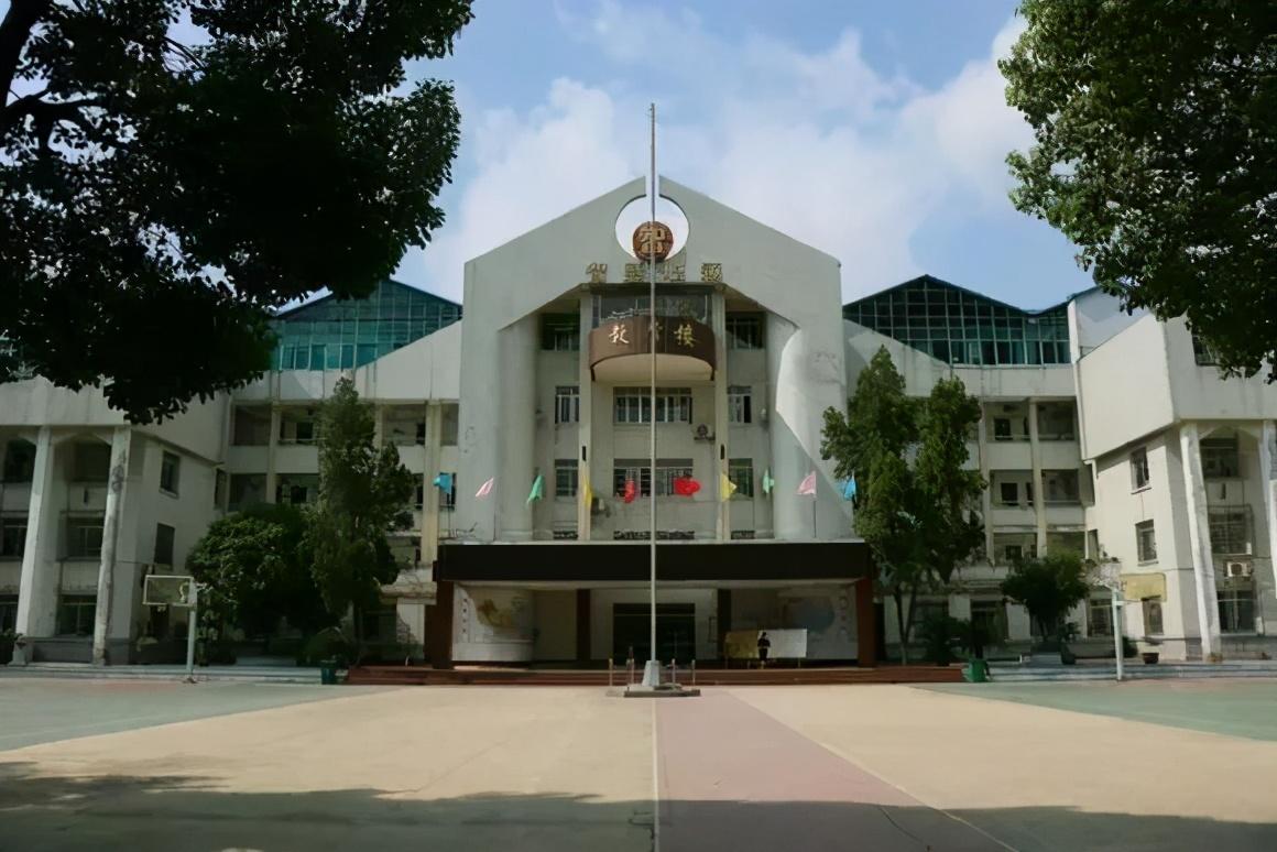贵阳高中排名前十的学校,2022最新排名